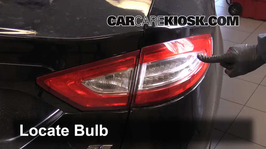 2014 Ford Fusion SE 2.5L 4 Cyl. Lights Turn Signal - Rear (replace bulb)